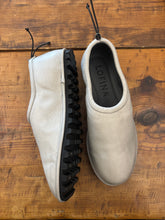 Lade das Bild in den Galerie-Viewer, Lofina Ballerina