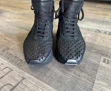 Lade das Bild in den Galerie-Viewer, Lofina Sommer Sneaker