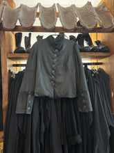 Lade das Bild in den Galerie-Viewer, Papucei Lederjacke