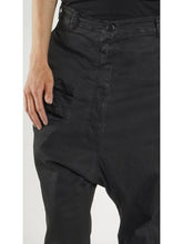 Lade das Bild in den Galerie-Viewer, Rundholz DIp Hose