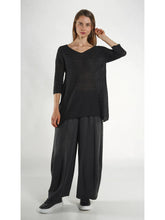 Lade das Bild in den Galerie-Viewer, Rundholz Black Label Tulpenhose