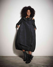 Lade das Bild in den Galerie-Viewer, PLÜ Taftkleid T DRESS