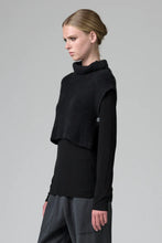 Lade das Bild in den Galerie-Viewer, Transit Par such Poncho