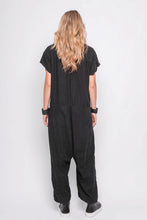 Lade das Bild in den Galerie-Viewer, Black by K&M Jumpsuit