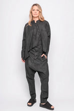 Lade das Bild in den Galerie-Viewer, Black by K&M Bluse