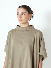 Lade das Bild in den Galerie-Viewer, Sort Aarhus Oversize Shirt