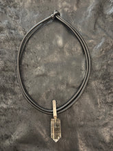 Lade das Bild in den Galerie-Viewer, DARKGEM Happymaker Bergkristall