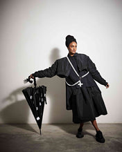 Lade das Bild in den Galerie-Viewer, PLÜ Limited Edition Bomberjacke