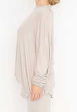 Lade das Bild in den Galerie-Viewer, Sort Aarhus Oversize Shirt