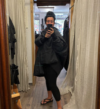 Lade das Bild in den Galerie-Viewer, Sanctamuerte Jacke