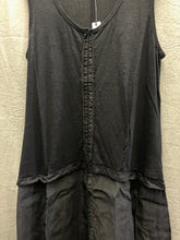Lade das Bild in den Galerie-Viewer, Rundholz Kleid