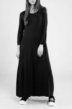 Lade das Bild in den Galerie-Viewer, Rundholz Black Label Jerseykleid