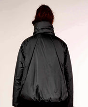 Lade das Bild in den Galerie-Viewer, Studio b3 Jacke MATTA