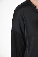 Lade das Bild in den Galerie-Viewer, Sanctamuerte Shirt