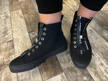 Lade das Bild in den Galerie-Viewer, Rundholz Black Label Turnschuh
