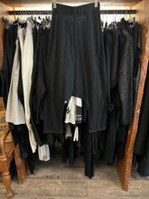 Lade das Bild in den Galerie-Viewer, Studio b3 Hose BAO BLACK