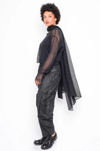 Lade das Bild in den Galerie-Viewer, Black by K&M Tüllshirt
