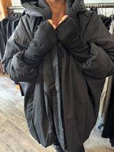 Lade das Bild in den Galerie-Viewer, Sanctamuerte Jacke