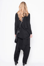 Lade das Bild in den Galerie-Viewer, Black by K&M Sweatpulli