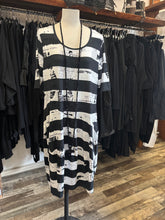 Lade das Bild in den Galerie-Viewer, Elli Ballonkleid
