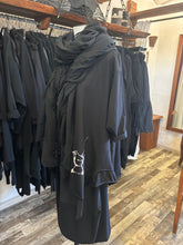 Lade das Bild in den Galerie-Viewer, Elli Shirt verrückter Vogel