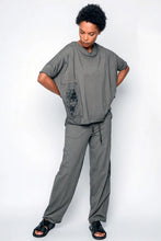 Lade das Bild in den Galerie-Viewer, Black by K&M Shirt I love that smile in your Eye