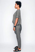 Lade das Bild in den Galerie-Viewer, Black by K&M Shirt you bring out the best in Me