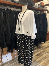 Lade das Bild in den Galerie-Viewer, PLÜ SNUGGLE SHIRT