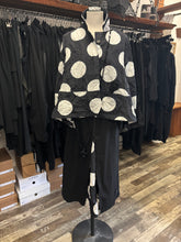 Lade das Bild in den Galerie-Viewer, PLÜ Jacke THE HOMEY