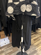 Lade das Bild in den Galerie-Viewer, PLÜ PENCIL Skirt PLISSEE