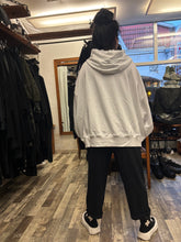 Lade das Bild in den Galerie-Viewer, PLÜ Oversizehoodie