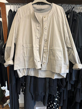 Lade das Bild in den Galerie-Viewer, Transit Sommerjacke