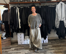 Lade das Bild in den Galerie-Viewer, Sanctamuerte Pulli