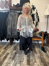 Lade das Bild in den Galerie-Viewer, Sanctamuerte Bluse