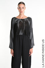 Lade das Bild in den Galerie-Viewer, La haine inside Us Strickpulli