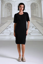 Lade das Bild in den Galerie-Viewer, Zeitlos Kleid