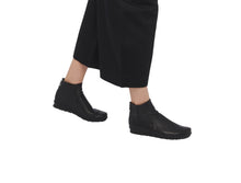 Lade das Bild in den Galerie-Viewer, Arche Stiefelchen Baryky