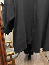 Lade das Bild in den Galerie-Viewer, Elli Kuschel Pulli
