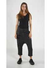 Lade das Bild in den Galerie-Viewer, Rundholz DIp Hose
