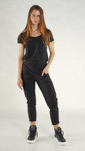 Lade das Bild in den Galerie-Viewer, Rundholz Black Label Hose
