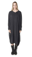 Lade das Bild in den Galerie-Viewer, Rundholz Black Label Sweatkleid
