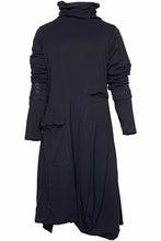 Lade das Bild in den Galerie-Viewer, Black by K&amp;M Kleid
