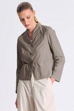 Lade das Bild in den Galerie-Viewer, Transit Sommerjacke
