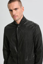 Lade das Bild in den Galerie-Viewer, Transit Uomo Lederjacke
