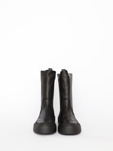 Lade das Bild in den Galerie-Viewer, Lofina Boots
