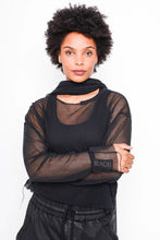 Lade das Bild in den Galerie-Viewer, Black by K&amp;M Tüllshirt
