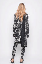 Lade das Bild in den Galerie-Viewer, Black by K&amp;M Sommerschal
