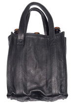 Lade das Bild in den Galerie-Viewer, Black by K&amp;M Flaschentasche
