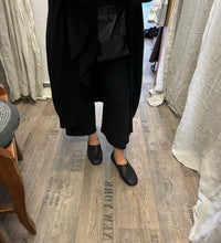 Lade das Bild in den Galerie-Viewer, Sort Aarhus Slipper / Latschis
