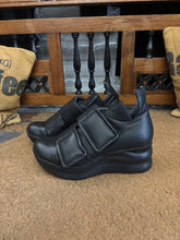 Lade das Bild in den Galerie-Viewer, Lofina Muster Boots
